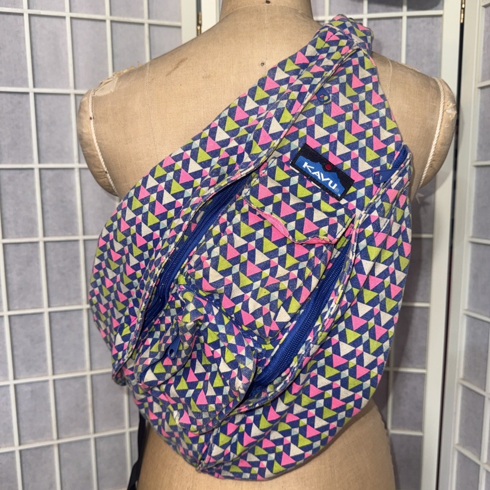 KAVU Rope Sling Bag Geometric Print Gorpcore Outdoor Travel Hiking Backpack
